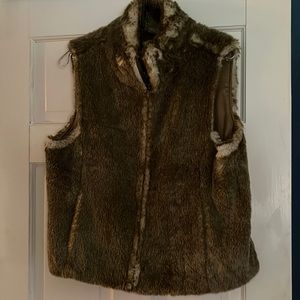 LOFT - fake fur vest. Size 12